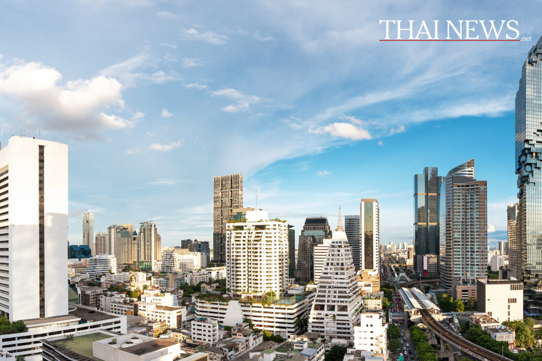 In Bangkok plant Gouverneur Chadchart einen Wassertunnel zur Verbesserung der Entwässerung; Hochwasserwarnungen für Oktober.